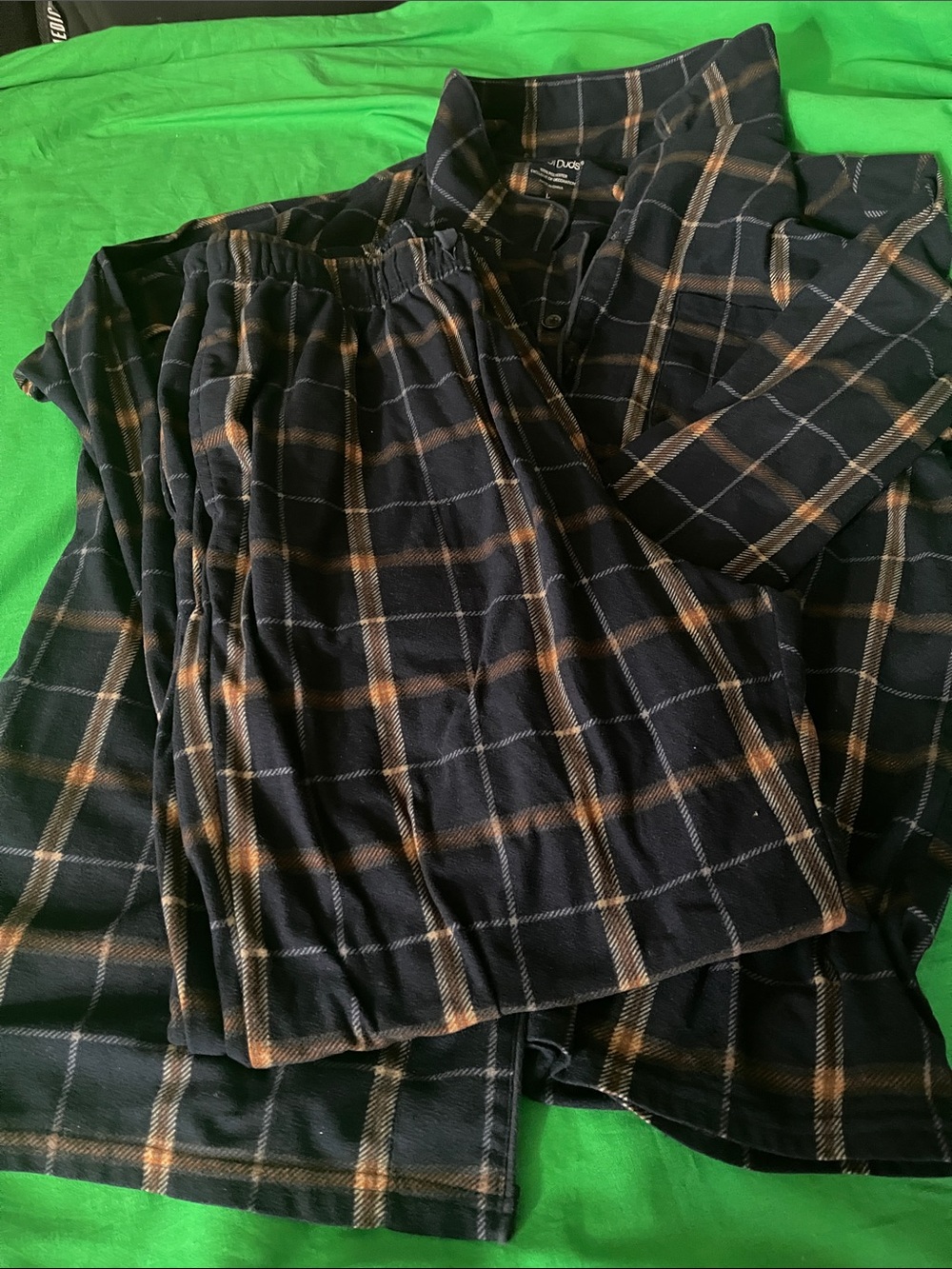 Cuddl Duds Black Plaid Lounge Pants and shirt with Brown & Gray Accents